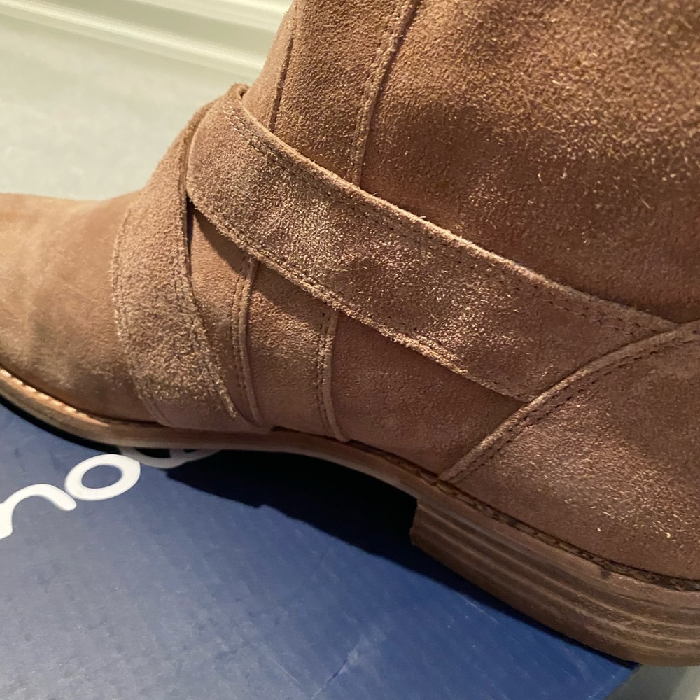 Splendid Suede Caramel Color Ankle Boots - Picture 3 of 9